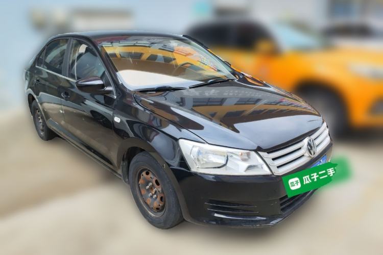 Used Volkswagen Santana 2013 1.6L Manual Fashion Edition Front Right 45 Deg