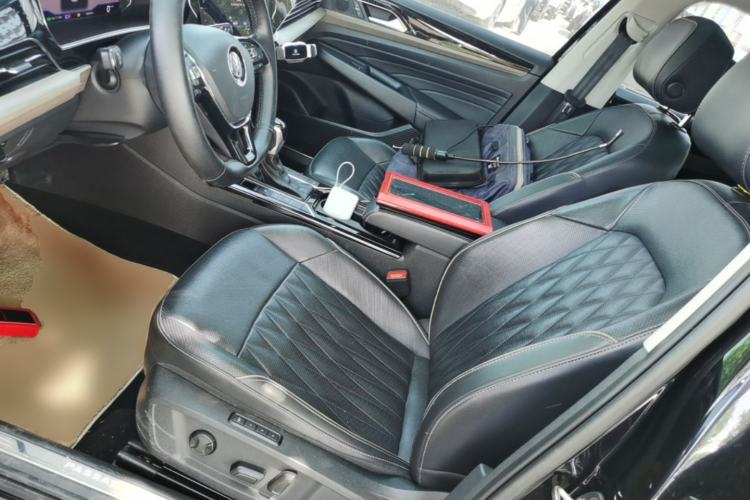 Used Volkswagen Passat 2020 330TSI Luxury Edition China VI