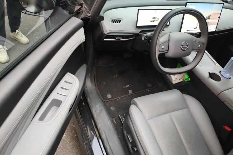 Used Nissan N7 2025 510 Pro Driver Seat