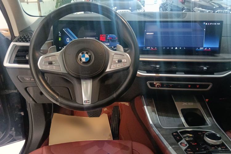 Used BMW X5 2023 xDrive 30Li M Sport Package