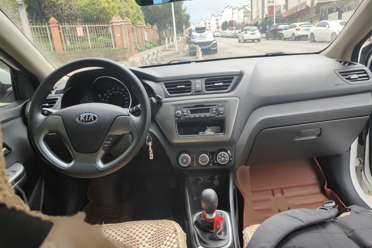 Used Kia K2 2015 Sedan 1.4L MT GLS Interior 2