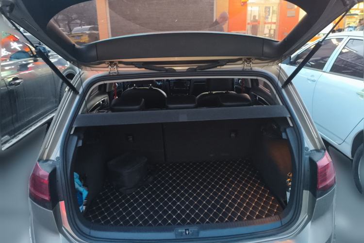 Used Volkswagen Golf 2014 1.4TSI Automatic Flagship Model Trunk