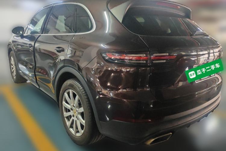 Used Porsche Cayenne 2018 Cayenne 3.0T Rear Left 45 Deg