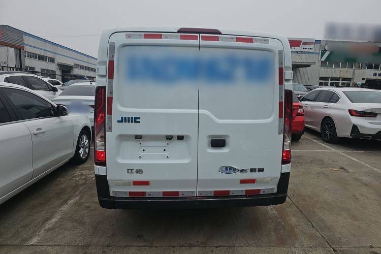 Used JMC E Fushun 2025 Model, Blind Window Version, 41.86 kWh, Short Axle, Low-roof, 3.0 tons