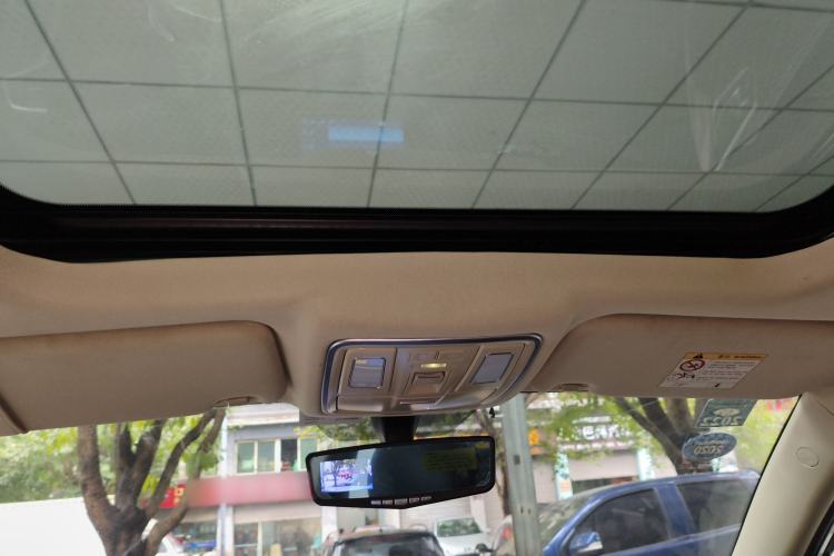 Used Geely Auto Vision X6 2016 1.3T CVT Flagship Model
