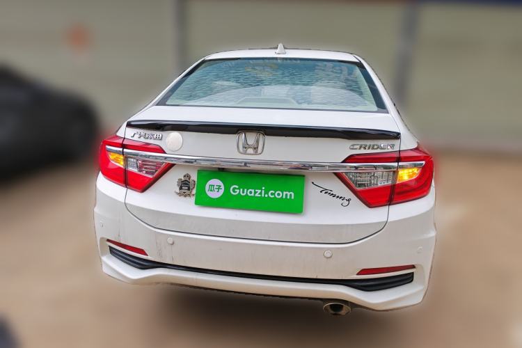 Used Honda Crider 2015 1.8L automatic luxury edition
