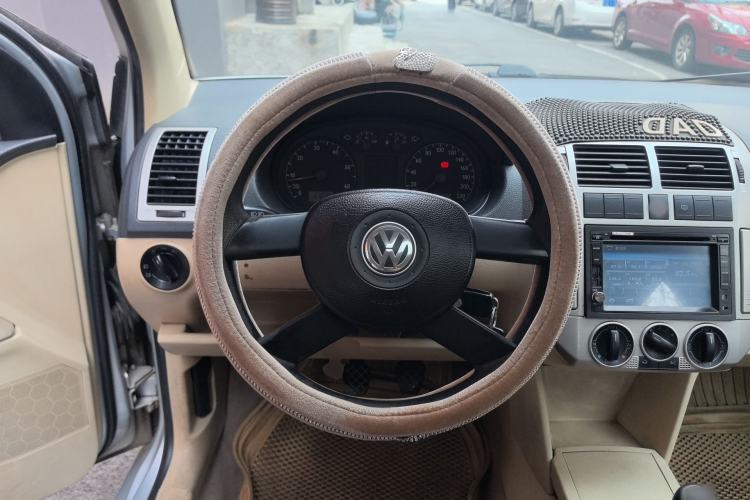 Used Volkswagen Polo 2007 Jingqing 1.4L Manual Fashion Edition
