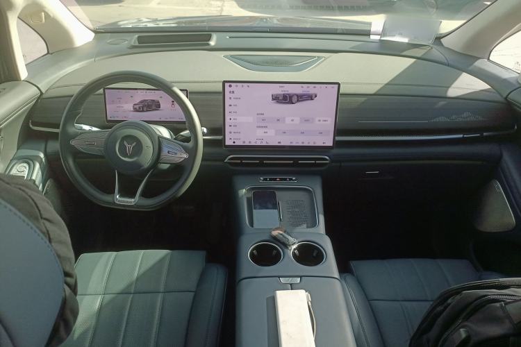 Used VOYAH Dream 2026 Model PHEV Qiankun Ultra Center Console