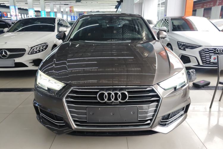 Used Audi A4L 2018 30th Anniversary Edition 40 TFSI Trendy Model
