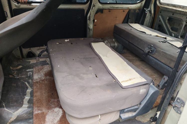 Used Wuling Zhiguang 2013 1.0L Practical Version Left Rear Seat