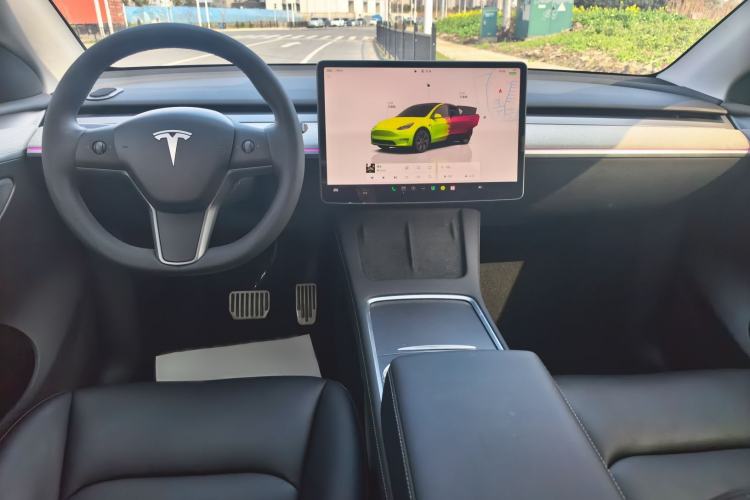 Used Tesla Model Y 2023 Rear-Wheel-Drive Version