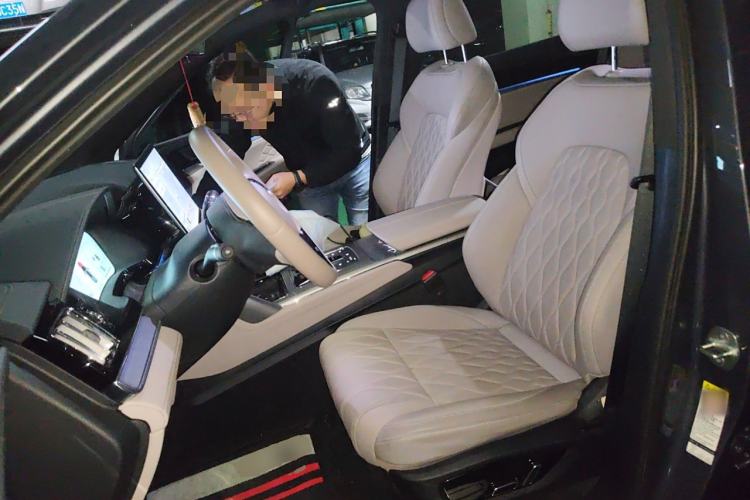 Used BYD Tang New Energy 2024 DM-i Glory Edition 112KM Prestige Model
