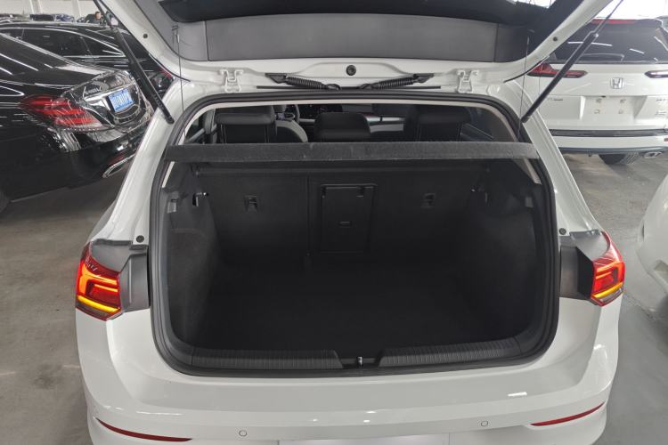 Used Volkswagen Golf 2023 Facelift 280TSI DSG Pro Trunk