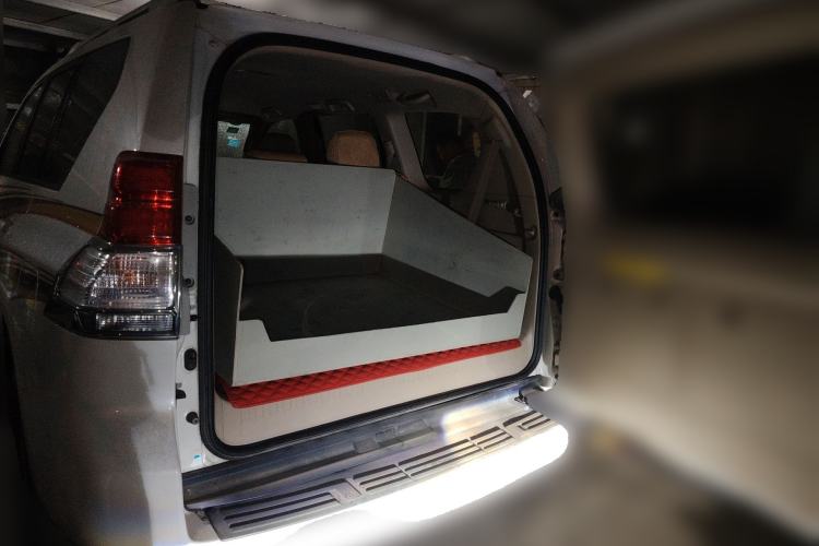 Used Toyota Prado 2013 2.7L Automatic Middle East Version
