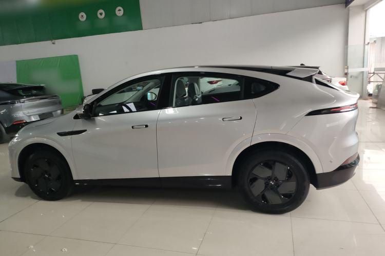 Used XPeng G6 2025 625 Long-Range Max Flagship Edition Exterior 3