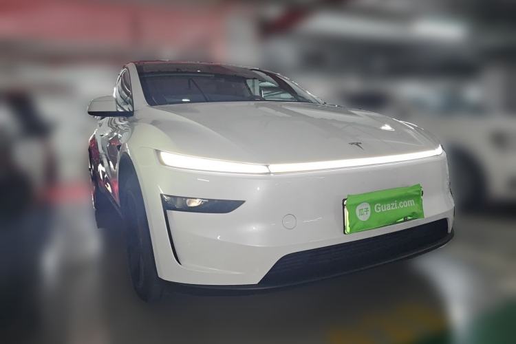 Used Tesla Model Y 2025 Rear-Wheel-Drive Version
