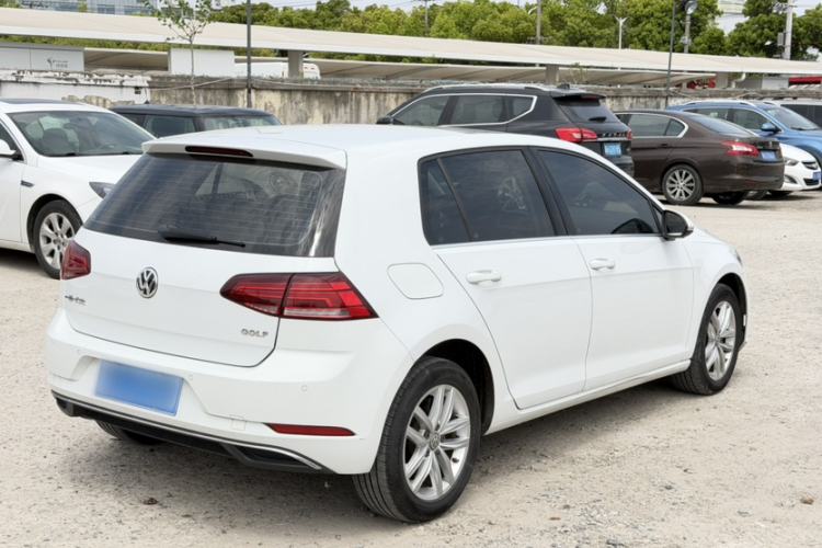 Used Volkswagen Golf 2018 1.6L Automatic Comfort Model Exterior 5