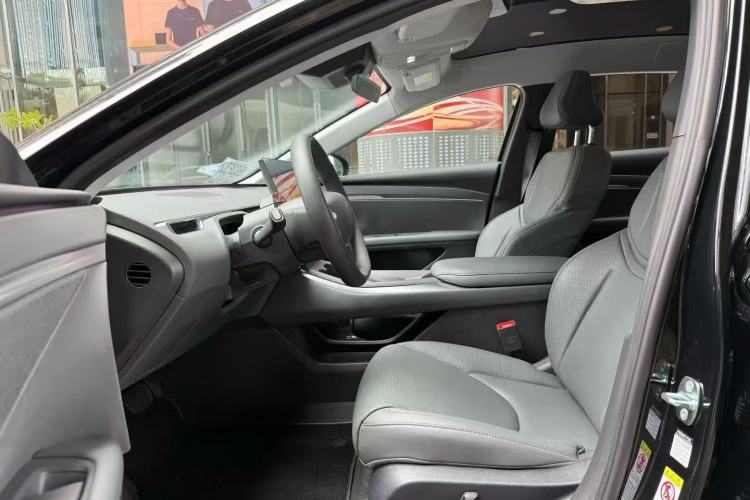 Used XPeng MONA M03 2024 620 with Ultra-Long Range