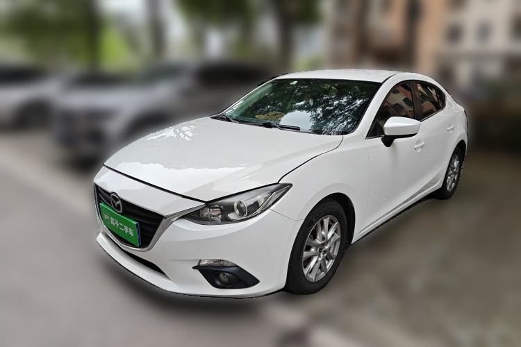 Used Mazda 3 Axela 2016 Sedan 1.5L Automatic Comfort Model