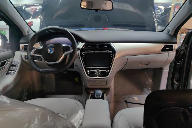 Used Denza 2018 450 Base Version
