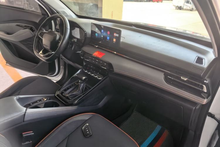 Used Baojun RS-3 2020 1.5L CVT 24-Hour Online Luxury Edition Interior 7