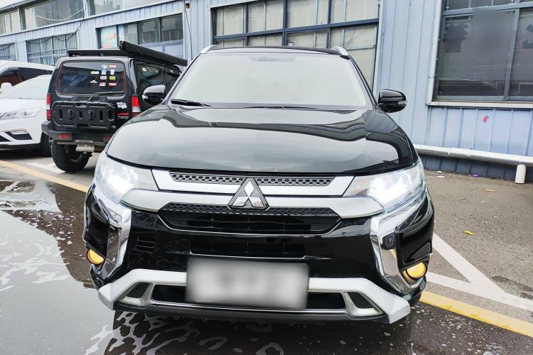 Used Mitsubishi Outlander 2021 Revised Version 2.0L Two-Wheel Drive Enjoyment Edition 5 Seats
