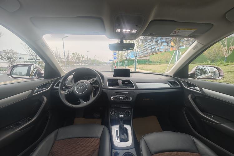 Used Audi Q3 2017 30 TFSI Fashion Model Interior 3