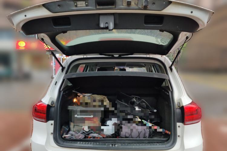 Used Volkswagen Tiguan 2017 300TSI Automatic Two-Wheel Drive Silk Road Luxury Edition Trunk