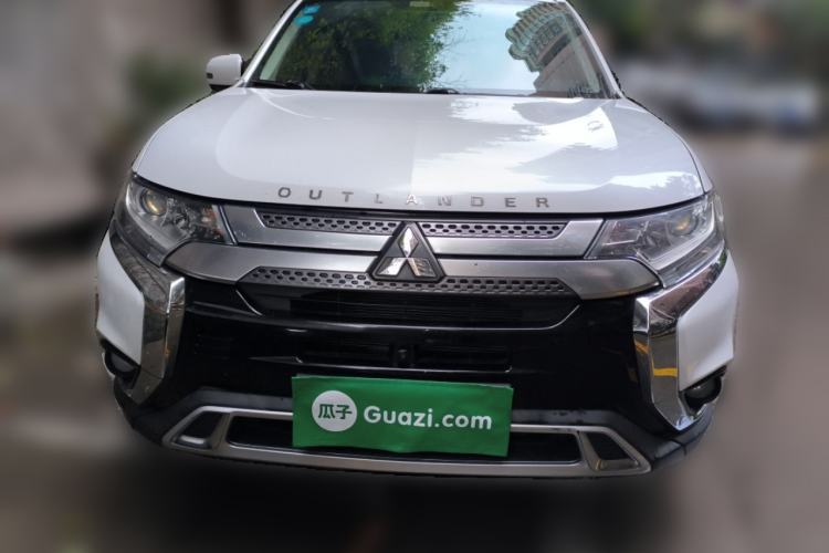 Used Mitsubishi Outlander 2020 2.0L Two-Wheel Drive Enjoyment Version 5 Seats
