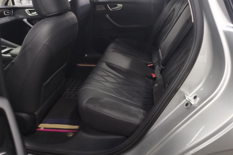 Used Roewe D7 2023 DMH 125km Flagship Edition