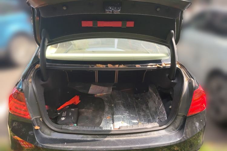 Used BMW 3 Series 2013 320Li Fashion Model Trunk