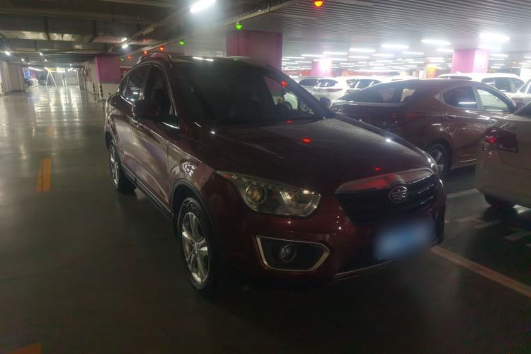 Used Bestune X80 2016 2.0L Automatic Luxury Model Front Right 45 Deg