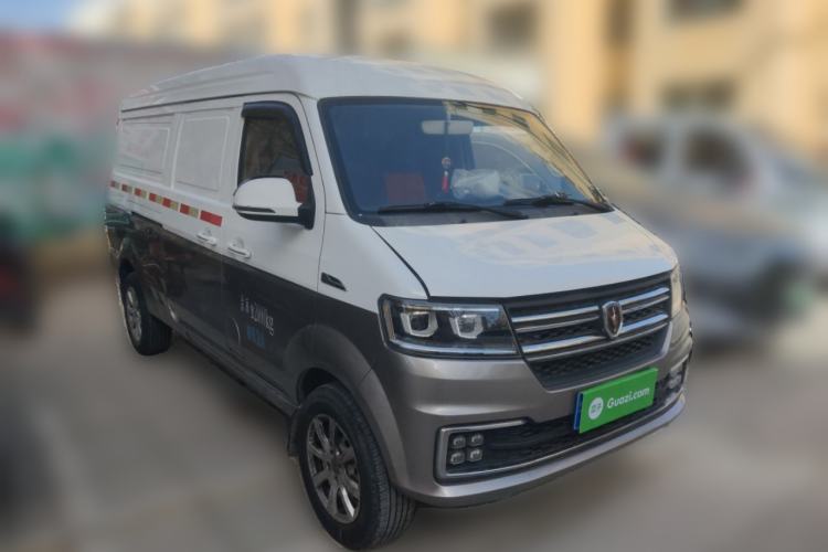 Used Jinbei New Hiace S 2018 1.5L Wealth Edition Van DLCG14