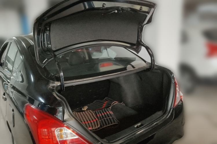 Used Nissan Sunny 2014 1.5XE CVT Comfort Edition Trunk