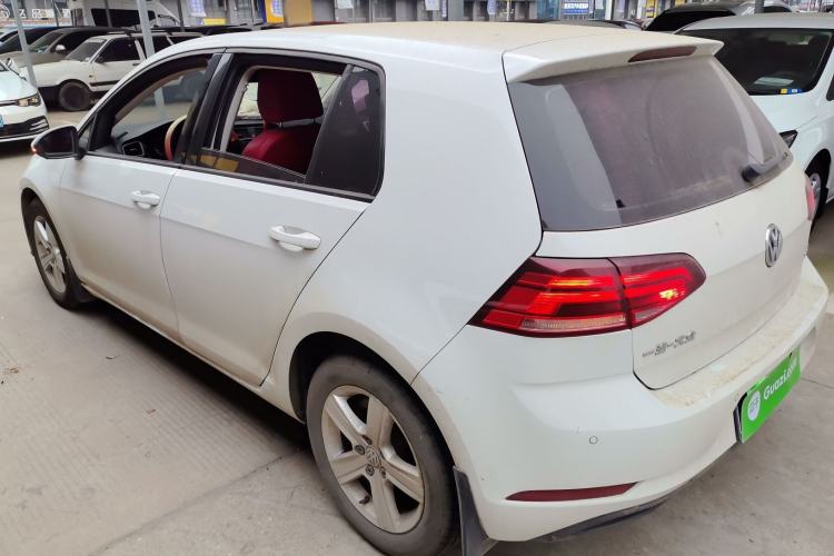 Used Volkswagen Golf 2018 1.6L Automatic Fashion Model