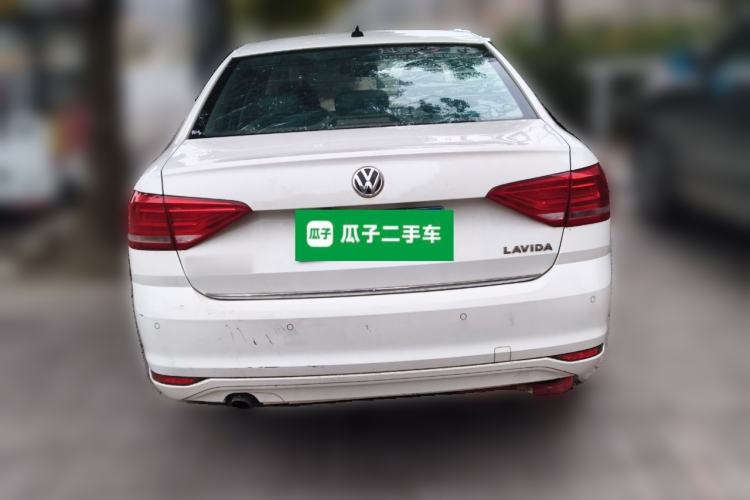 Used Volkswagen Lavida 2017 1.6L Manual Comfort Edition