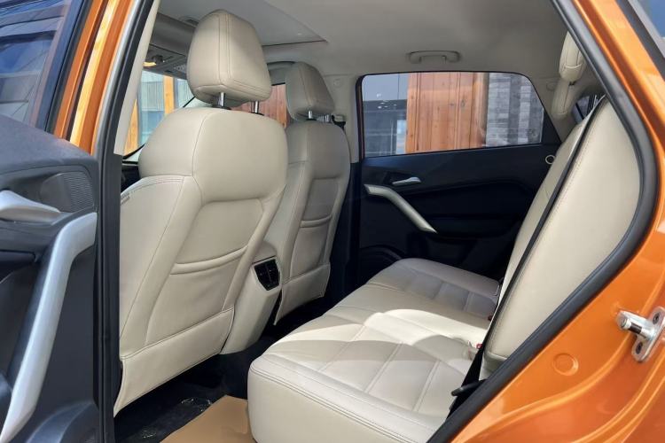 Used MG GS 2015 1.5TGI TST Luxury Edition Left Rear Seat