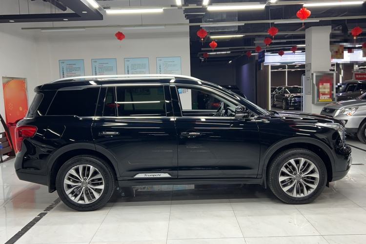 Used GAC Trumpchi GS8 2017 320T Two-Wheel Drive Luxury Smart Connectivity Version (7 Seats)
