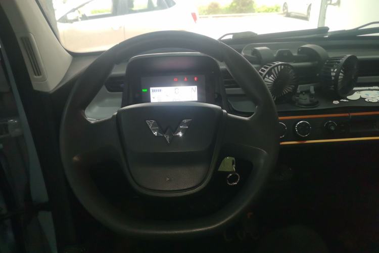 Used Wuling Hongguang MINIEV 2022 Easy Version Lithium Iron Phosphate Steering Wheel