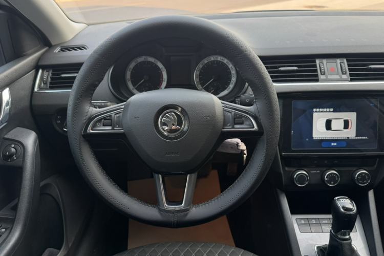 Used Skoda Octavia 2019 TSI280 DSG Luxury Edition Station Wagon China VI Standard