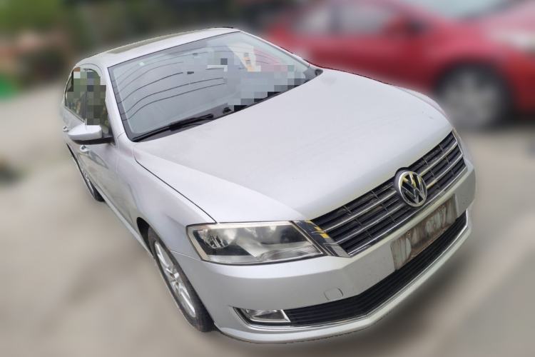 Used Volkswagen Lavida 2013 Restyled Classic 1.6L Manual Comfort Edition Front Right 45 Deg