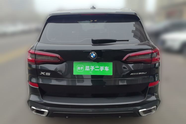 Used BMW X5 2022 xDrive 30Li Luxury M Sport Package