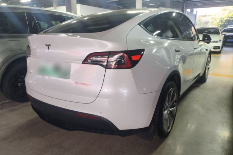 Used Tesla Model Y 2021 Long-Range All-Wheel-Drive Version