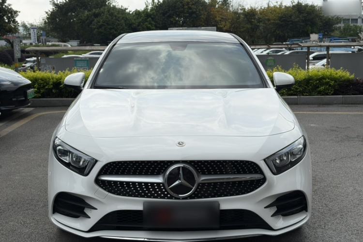 Used Mercedes-Benz A-Class 2022 Restyled A 200 L Sport Sedan Fashion Version Exterior 1