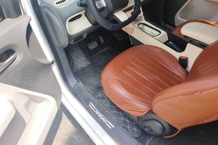 Used CHANGAN NEVO Lumin 2023 205km Xiangqin Version
