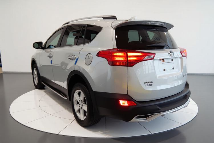 Used Toyota RAV4 2013 2.0L CVT Two-Wheel Drive Urban Edition
