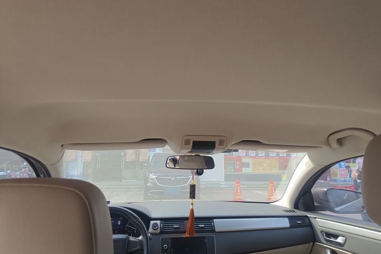 Used Qoros 3 2014 Sedan 1.6L Manual Zhiyue Model
