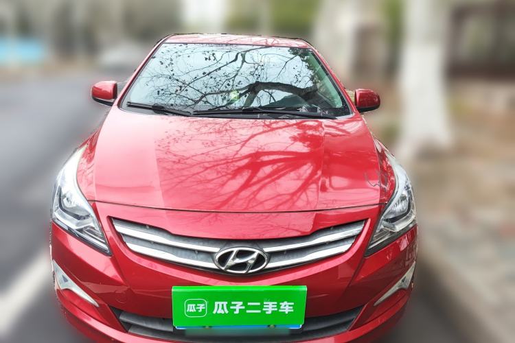 Used Hyundai Verna (older generation) 2014 1.4L Manual Smart GLS Trim
