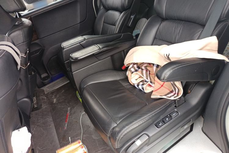 Used Honda Elysion 2016 2.4L Supreme Edition Left Rear Seat