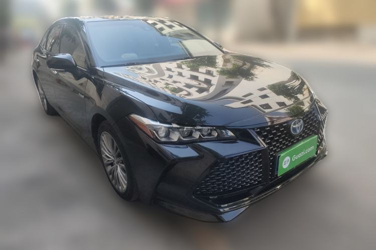 Used Toyota Avalon 2019 Dual-Engine 2.5L XLE Prestige Version China VI Standard